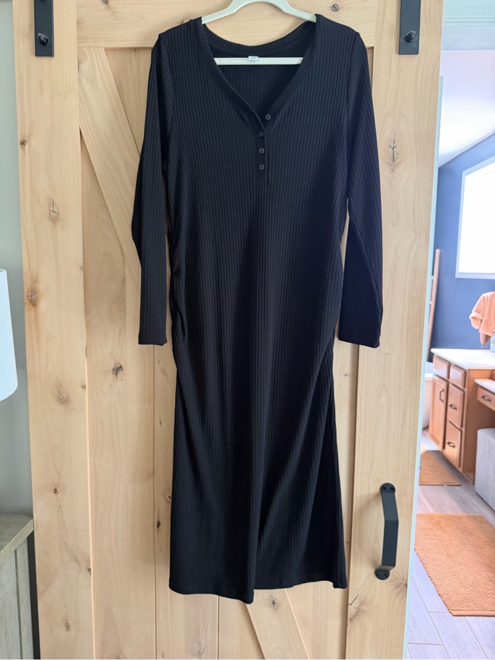 Old Navy Black Ribbed Henley Long Sleeve Midi Dress